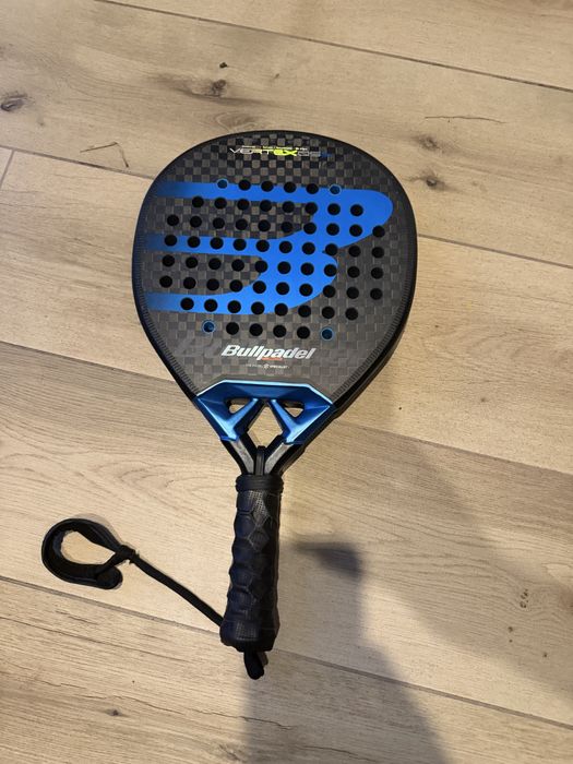 Bullpadel Vertex 05 Hybrid 2026