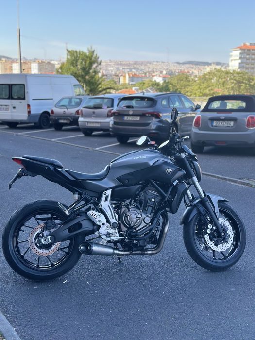 MT-07 - 17.500 Km + Quickshifter + Linha SC Project