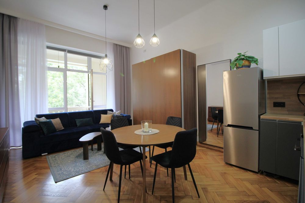 Kazimierz, ul.Dietla, 2 pokojowe z dużą loggią