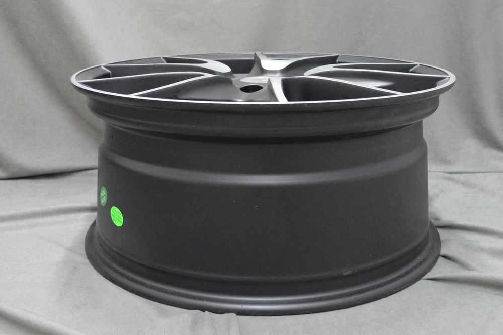 PROMOCJA! Felgi aluminiowe MODEL: 10135 rozm 19" 8,5J ET45 5x112 BMF