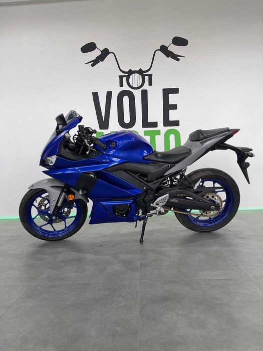 Мотоцикл Yamaha YZF-R25