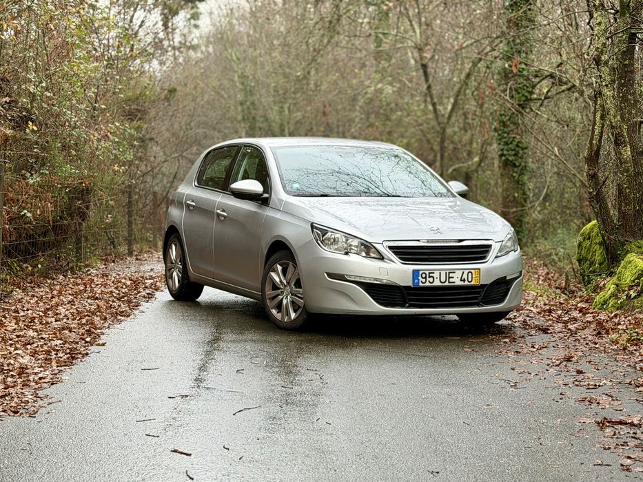 Peugeot 308 1.6 HDi Ac/ retoma Moto