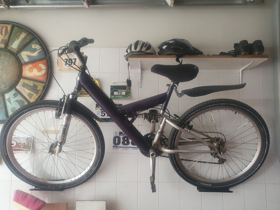 Bicicleta btt JEEP suspensao total