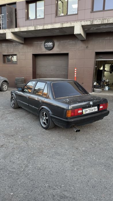 BMW E30 седан м20б20