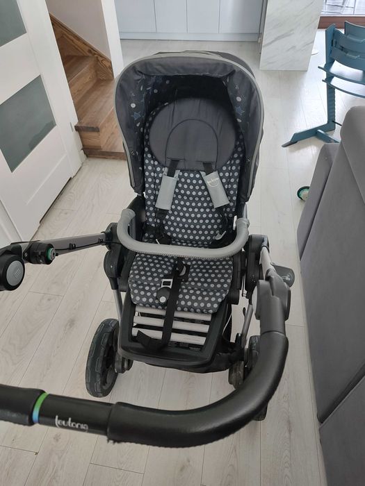 Wózek 3 w 1 firmy Teutonia granatowy