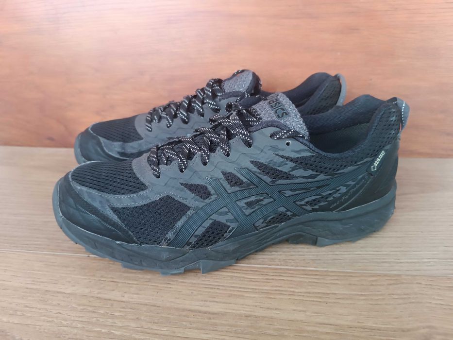 Кроссовки осень Asics gel fujitabuko gore tex 42 размер 27 см