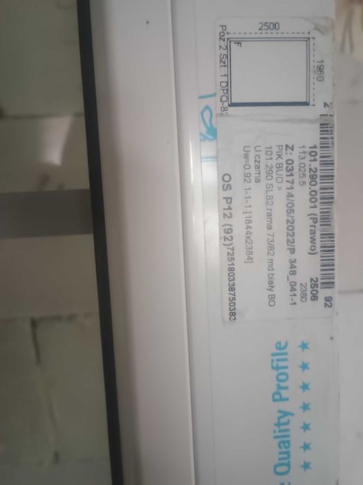 Okno witryna firmy VEKA