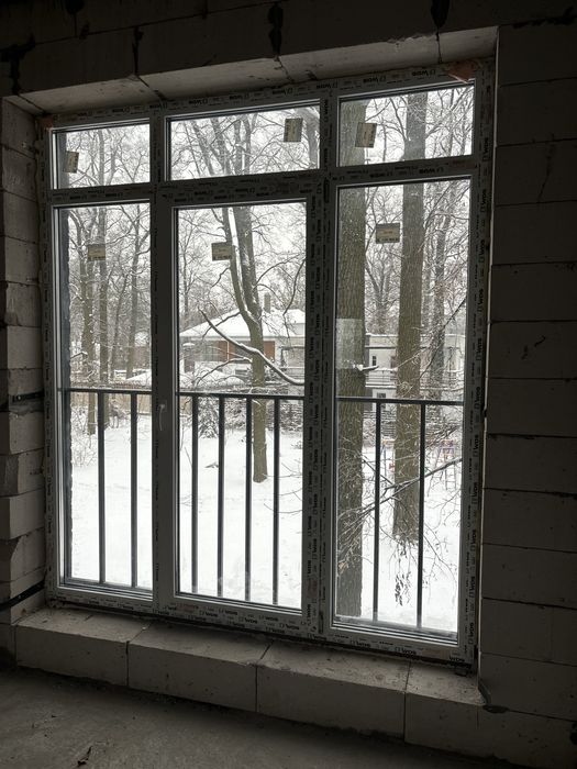 Таунхаус під єОселю з терасою на даху. Локація топ!