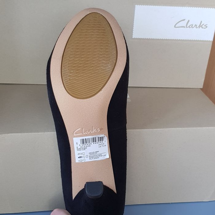 Женские туфли Clarcs (новые) черный замш