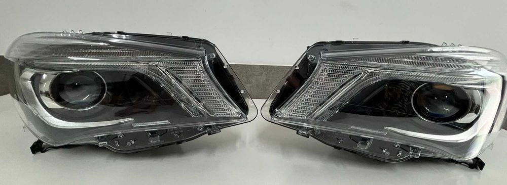 Farol Mercedes-Benz CLA W117 C/Iva Incl.