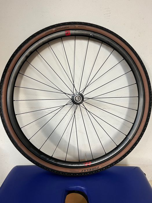 Rodas de Gravel Fulcrum Rapid Red 900 DB 2WF 700c