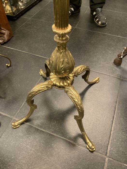 Вішалка бронзова