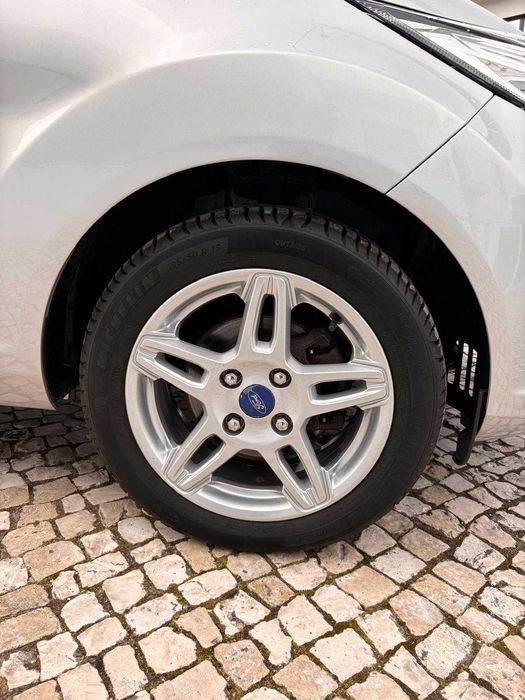 Ford Fiesta 1.0 Titanium | 30.000 km | Full Extras | 2013