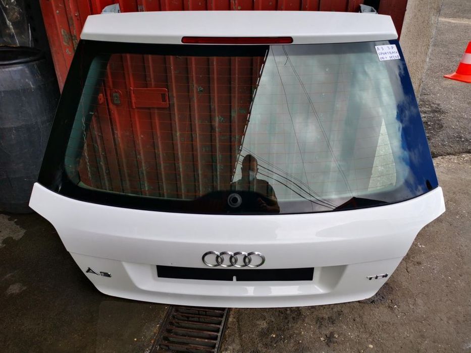 AUDI A3 8P SPORTBACK 3 PORTAS TAMPA MALA - M208