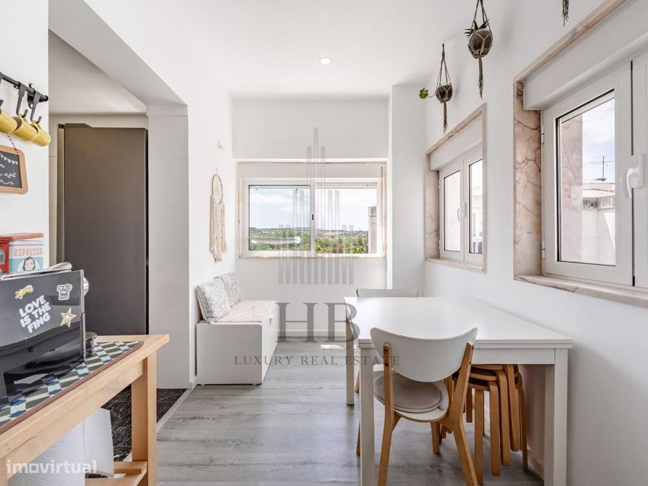 Apartamento T2+1 em Queluz