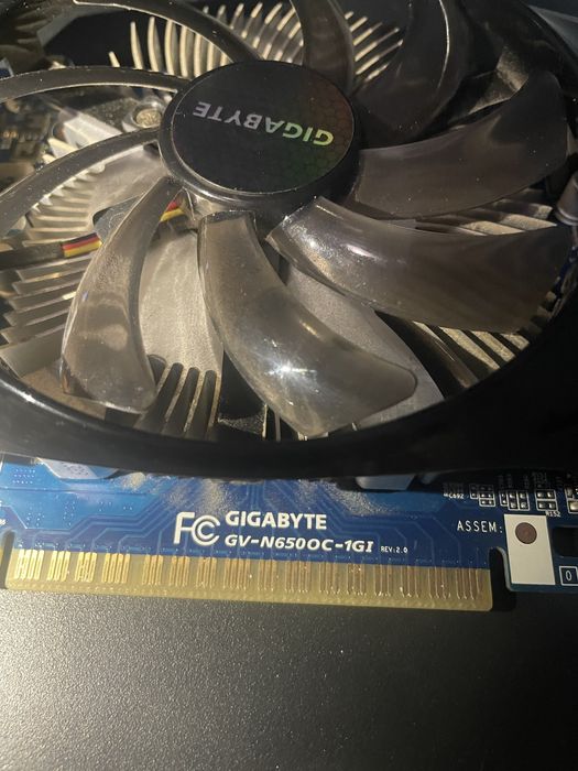 Placa gráfica GTX 650 1GB