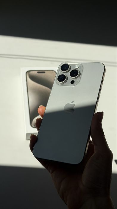 IPhone 15 pro max 512 Natural Titanium