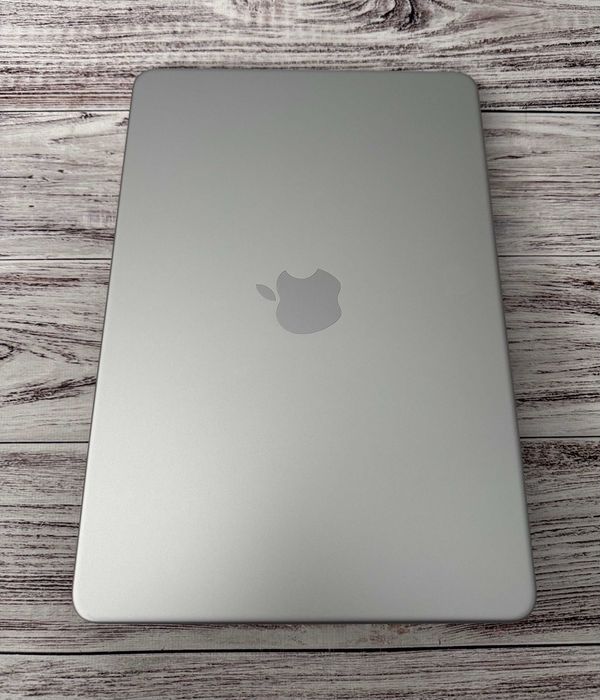 Apple  MacBook Neo 13' A18 Pro 8/256GB  Silver Open box