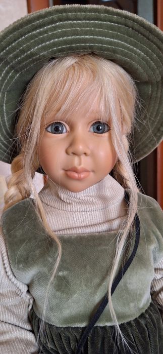 Коллекционная виниловая кукла от Joke Grobben