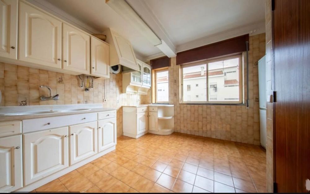 Apartamento disponível para arrendamento