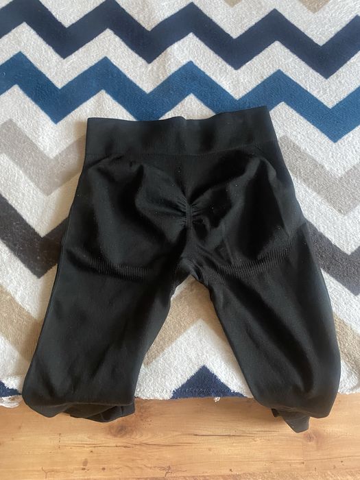Legginsy z efektem push up