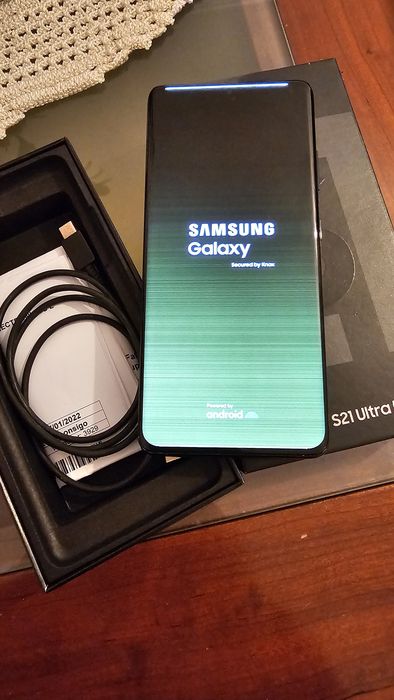 S21 Ultra 5G – 256GB / 12GB RAM + Extras