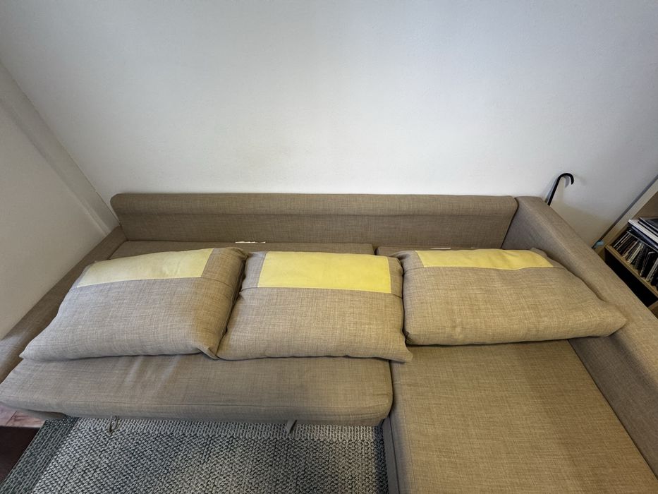 IKEA Friheten Sofá-cama de canto Skiftebo beige com chaise longue