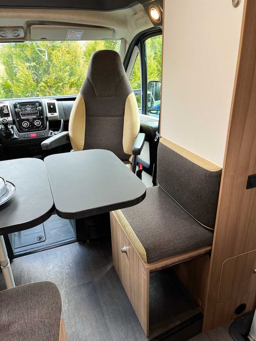 Wynajem Kampera ADRIA SUN LIVING S65SL 4 osobowy