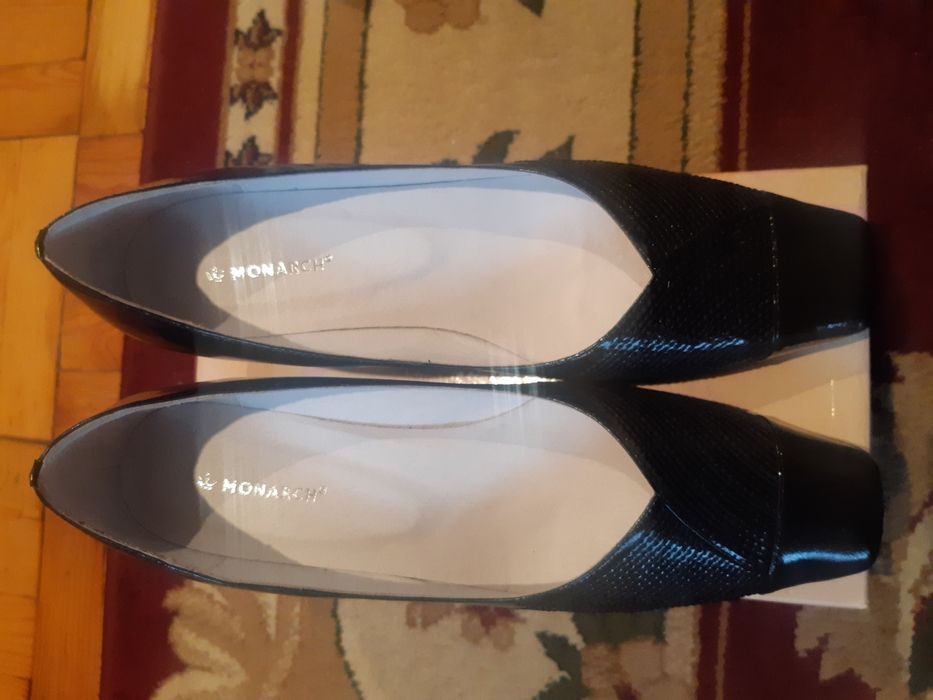 Новые кожаные туфли Monarch