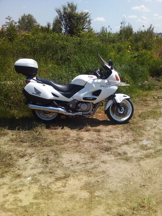 Honda ntv deauville 650