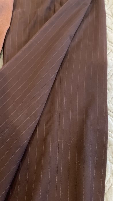 Calças zara às riscas e caden castanhas