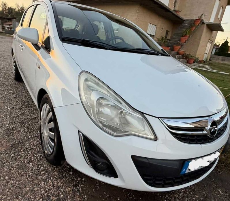 Opel Corsa 1.3 diesel Enjoy EcoFLEX — photo 3