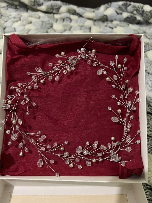 Прикраса для волосся