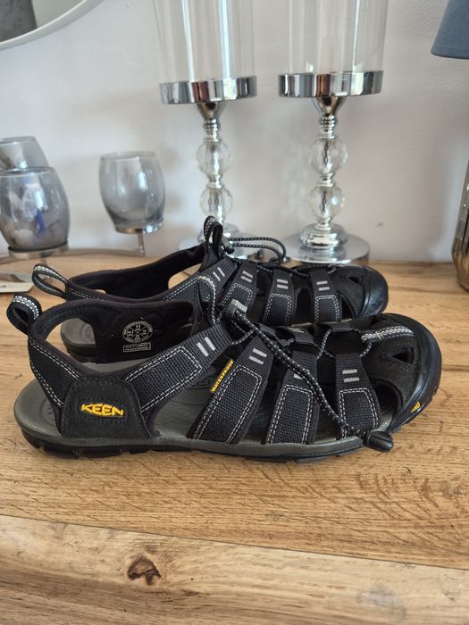 Sandaly keen 44,5 czarne