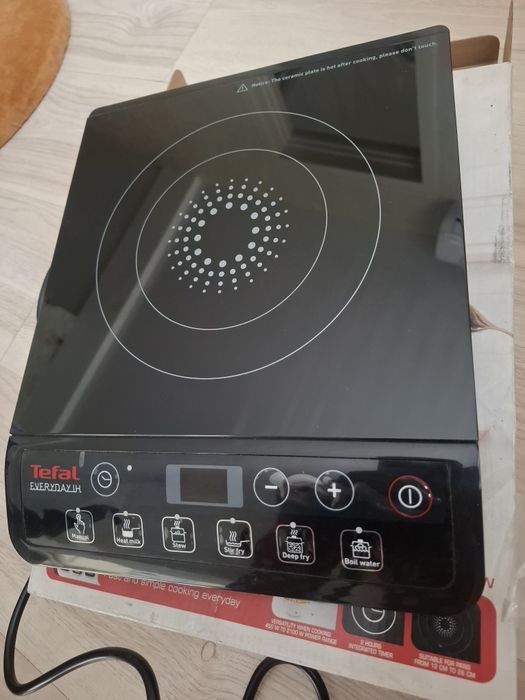 Индукционная плита Tefal Індукційна настольна плита Tefal EVERYDAY IH2