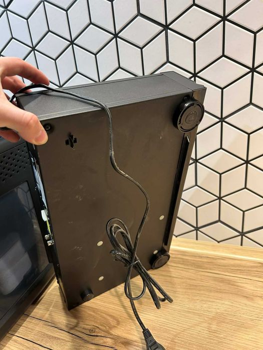 Odtwarzacz Płyt CD X4-Tech CD1000 Uszkodzony