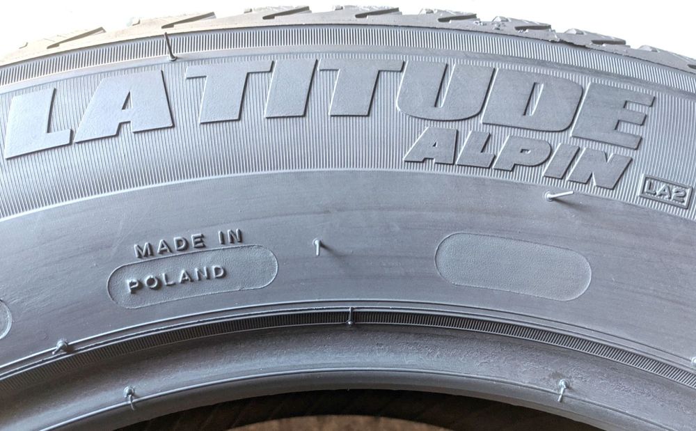 Шини зимові R18 235/60 Michelin latitude Alpin  LA2