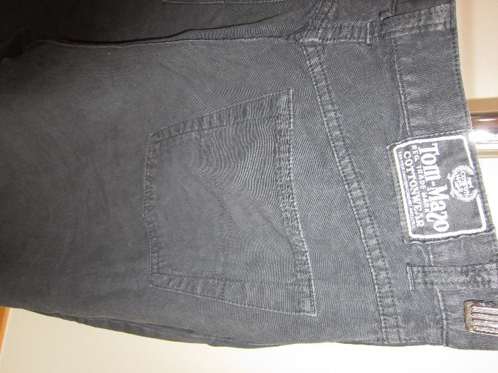 Calças de Sarja Pretas de Fecho Tom Maso Tam 40 Usadas