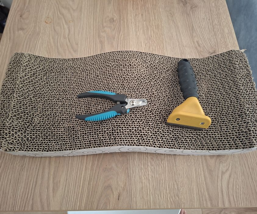 Furminator, obcinaczki, drapak dla kota