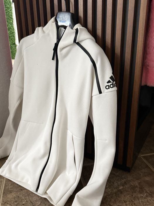 Casaco Adidas como novo