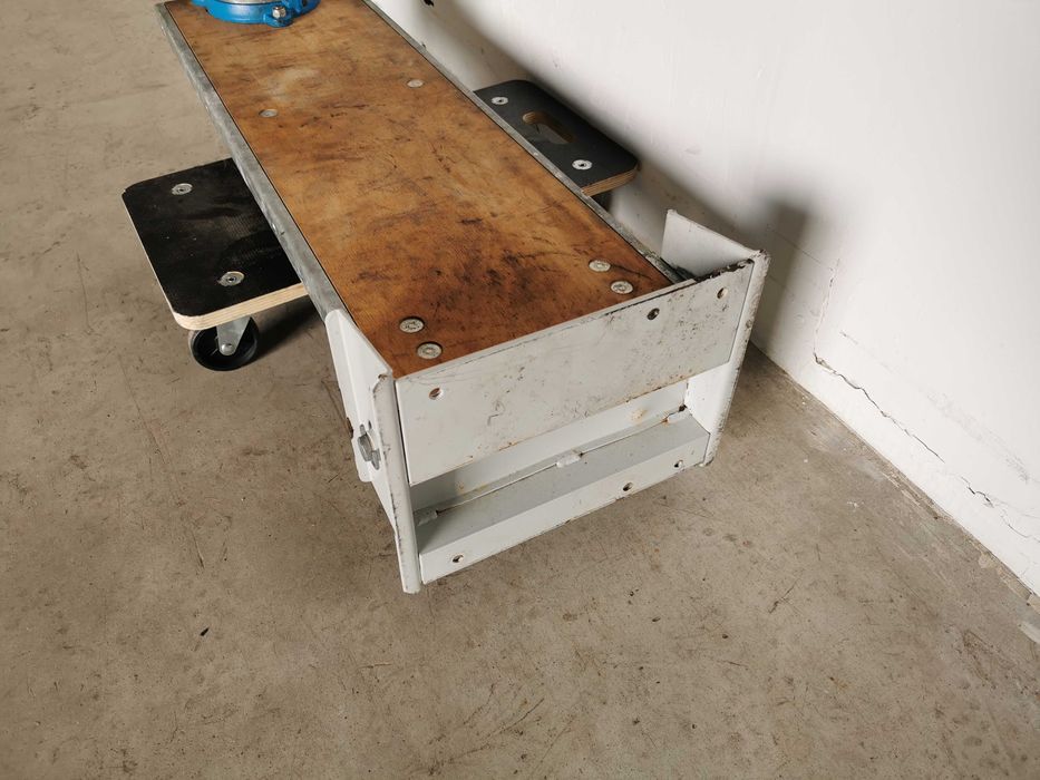 Imadło obrotowe SORTIMO z rozkładaną podstawą zabudowa serwisowa