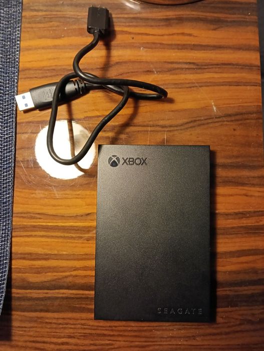 Disco externo XBox 2Tb com cabo