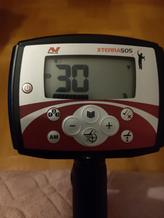 Wykrywacz metali Minelab X-Terra 505.