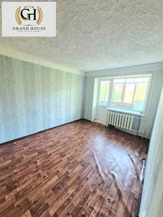 Продам 1-о кімнатну квартиру в районі дендропарку, біля АТБ. Є-відновлення, ваучер.
