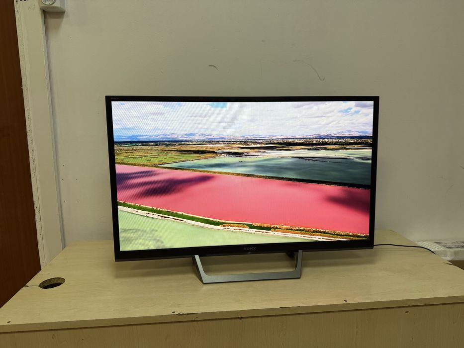 Телевізор Sony 32 дюйми Smart tv Wi-fi T2 ,ОРИГІНАЛ Сонька 2019 рік випуску,ідеальний стан,гарне зображення