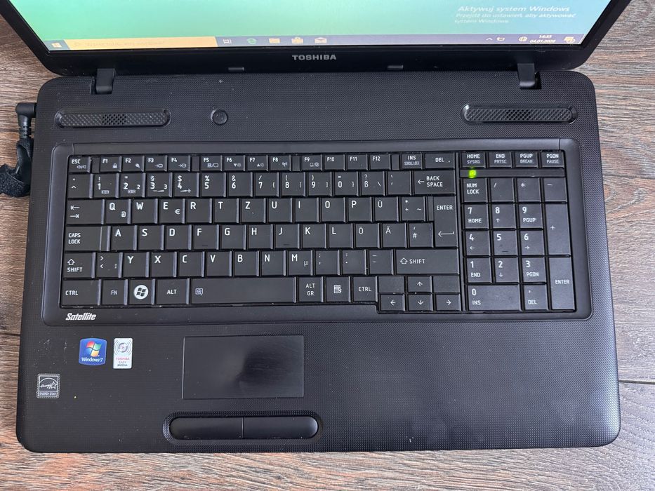 Laptop Toshiba Satellite C670D-11G