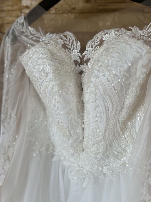 Весільня сукня нова не вдягнута