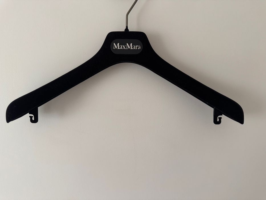 Cabide em veludo Max Mara