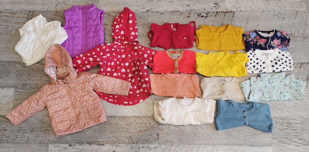 Sweterek, sweterki, kurtki, kamizelka 12-18m (86)