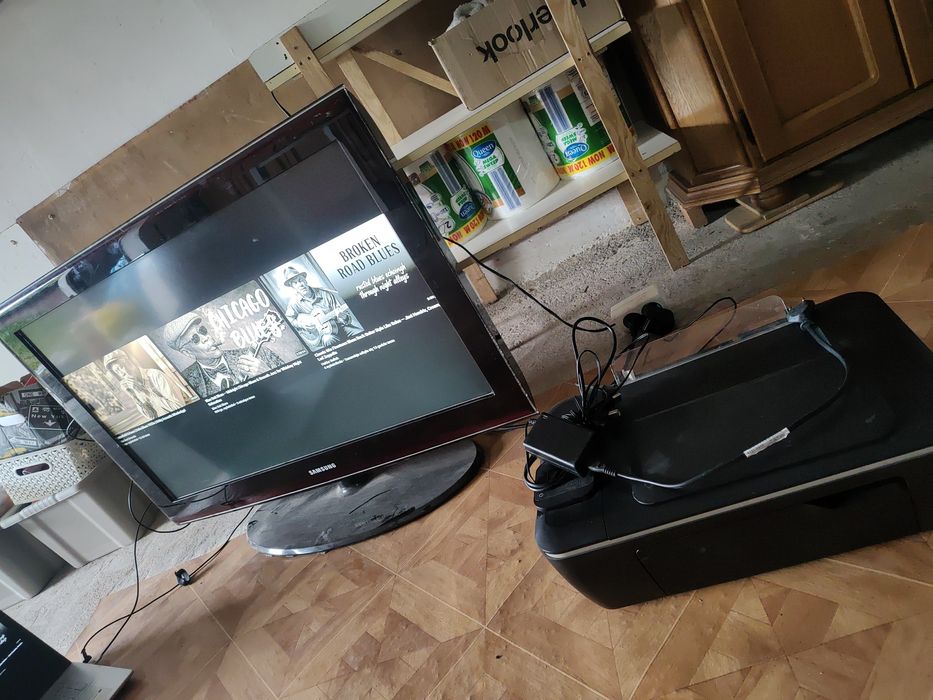 TV Samsung 37 cali + HP gratis